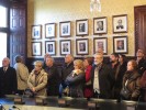 La Coral El Vallès visita i canta al Parlament -Imatge 3-