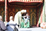 Ses Majestats Els Reis Mags d'Orient recullen les cartes dels nens i nenes de Ripollet -Imatge 2-