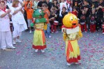 Centenars de persones acompanyen als gegants de Ripollet durant la Trobada Comarcal -Imatge 2-