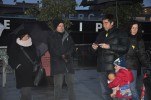Una quarantena de persones es concentren en suport al model d'escola catalana -Imatge 2-