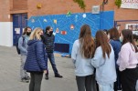 Enllestit el nou mural a la faana de l'Escola Escursell -Imatge 2-