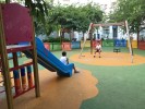 Els parcs dels Mestres i Rizal ja tenen paviment sintètic -Imatge 2-