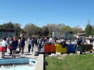 Uns 150 alumnes recullen 16 sacs de deixalles de la llera del riu pel Clean Up Day -Imatge 3-