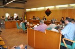 El Ple no reubica el Xiringuito del COP i facilita l'accés al padró a persones refugiades i migrants -Imatge 2-
