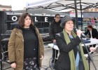 Més d'un centenar de persones es concentren a la pl. Pere Quart el Dia Internacional de la dona -Imatge 3-