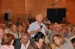 Desenes d'afectats per les Preferents es reuneixen al Centre Cultural per unir esforços  -Imatge 3-