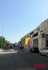 Un incendi crema tres naus industrials i provoca una gran fumera -Imatge 3-