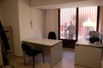 El bisbe de Terrassa beneeix la cessió d'un local a Càritas -Imatge 4-