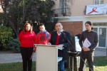 Llaç vermell contra la SIDA i la no discriminació de les persones amb VIH -Imatge 3-