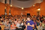 El Centre Cultural es queda petit per acollir la xerrada d'Arcadi Oliveres -Imatge 3-