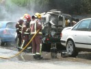 S'incendia un cotxe al carrer dels Afores i explota una bombona de gas que portava dins -Imatge 2-