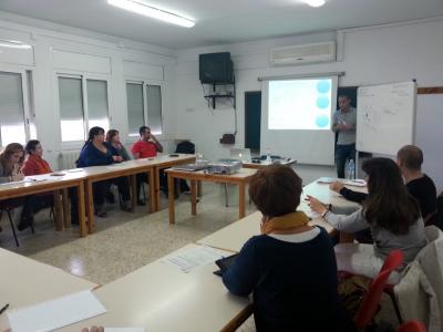Catorze emprenedors participen a la jornada del PMO sobre com vendre per internet  -Imatge 1-