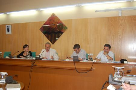 Ple Municipal, 29 de setembre de 2011<br>El Ple Municipal dóna suport a l'escola en català -Imatge 1-