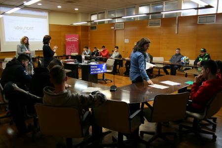 El Consell Comarcal dóna suport a la contractació d'aturats amb bonificacions a empreses -Imatge 1-