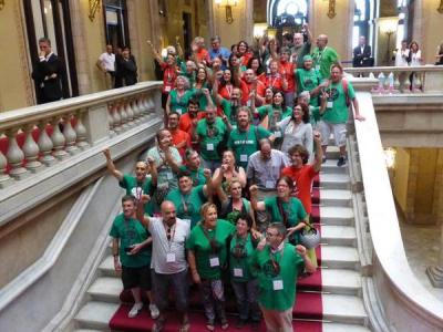 La PAH-Ripollet qualifica de "moment històric" l'aprovació de la ILP contra els desnonaments -Imatge 1-