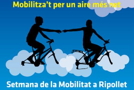 Bicicletes i patinets es fan seu el carrer de Balmes en el Dia Sense Cotxes -Imatge 1-