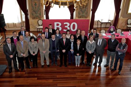 Els ajuntaments de la zona B-30 acorden definir una estratègia per potenciar la competitivitat -Imatge 1-