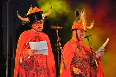 Versots, focs artificials i ball fins a la matinada #FMripollet16 -Imatge 1-