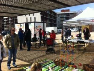 La Jugatecambiental fa un taller de decoració de llibres per Sant Jordi -Imatge 1-