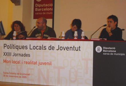 El Casal de Joves presenta el ´Joveneix 2005´ a unes jornades de la Diputació -Imatge 1-