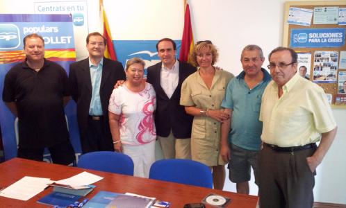 El Diputat Daniel Serrano visita la seu del Partit Popular de Ripollet -Imatge 1-