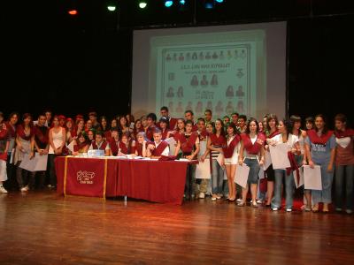 L'IES Can Mas celebra el lliurament d'orles als alumnes de secundària i batxillerat -Imatge 1-