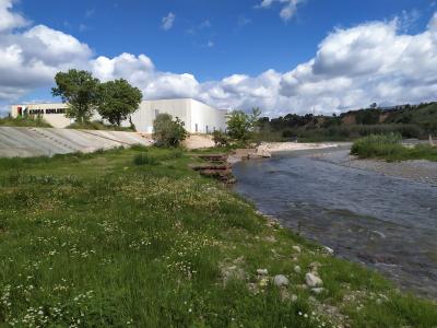 Es reprenen les obres del gual del riu Ripoll -Imatge 1-