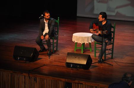 El Festival flamenc surt al carrer per primer cop #FMripollet16 -Imatge 1-