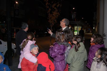 Ripollet s'engalana per celebrar el Nadal -Imatge 1-