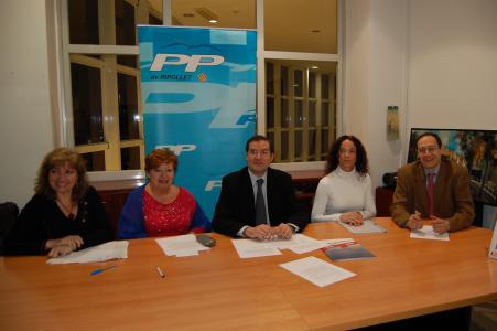 El PP critica la gestió del govern municipal i autonòmic vers els principals projectes del municipi -Imatge 1-