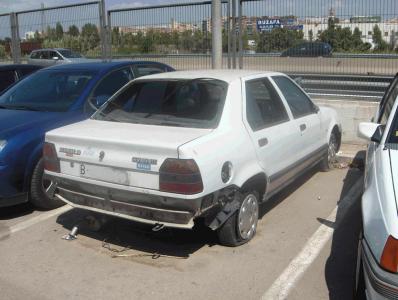 El PP demana que se solventi la problemàtica dels vehicles abandonats -Imatge 1-