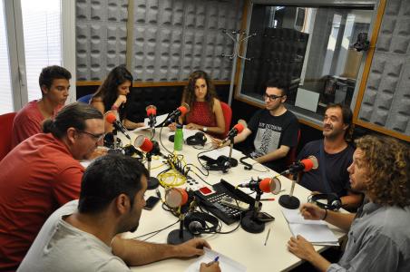 La ràdio reprèn la programació, que incorpora un magazín informatiu setmanal i altres espais nous -Imatge 1-
