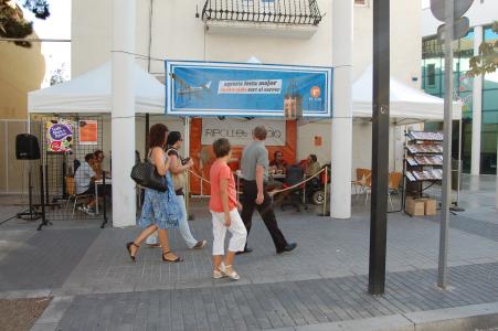 La ràdio trasllada el seu estand a la plaça de Pere Quart -Imatge 1-