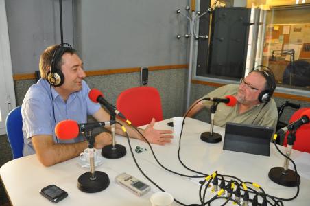 L'Hora del Te debuta entrevistant al periodista Francesc Triola -Imatge 1-