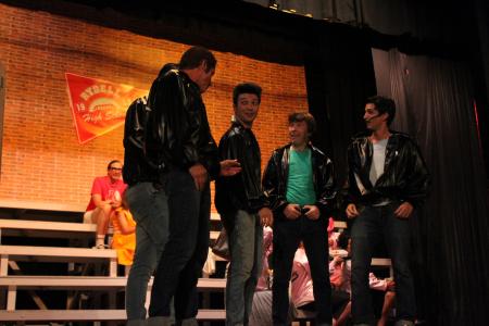 Amics del Teatre torna a representar <i>Grease</i> aquest cap de setmana -Imatge 1-