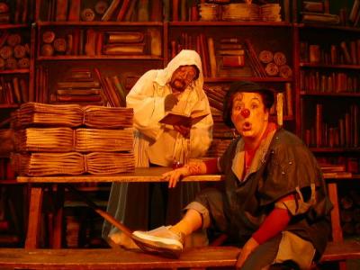 Teatre infantil amb <i>La biblioteca màgica</i> -Imatge 1-