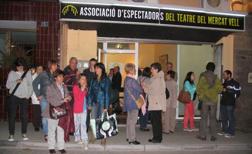 L'Associació d'Espectadors treu partit al nou local -Imatge 1-