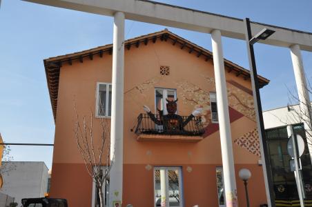 La penjada del Cabraboc obre el #CarnavalTeQuiero de Ripollet 2020 -Imatge 1-
