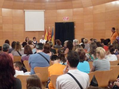 Reunió amb els pares i mares dels casals municipals d'estiu -Imatge 1-