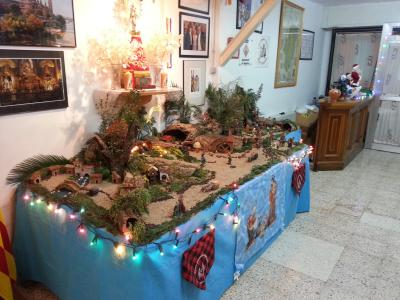 El Centro Aragonés exposa per primera vegada un gran pessebre a la seva seu -Imatge 1-