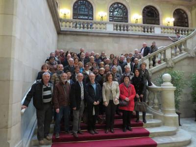 La Coral El Vallès visita i canta al Parlament -Imatge 1-