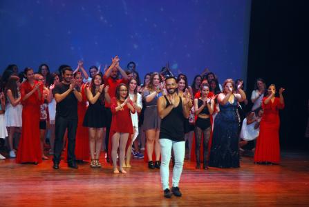 Epidemic fa un viatge per l'Univers a través de la dansa -Imatge 1-