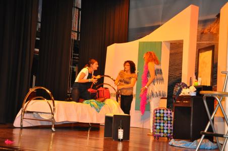 Amics del Teatre prorroga dos dies més Mamma Mia degut al gran èxit -Imatge 1-