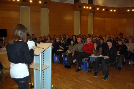 La tarda poètica dóna el tret de sortida als Jocs Florals 2011 -Imatge 1-