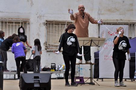 Les entitats locals donen la seva 'Pinzellada' a la vida i obra de Lorca  -Imatge 1-