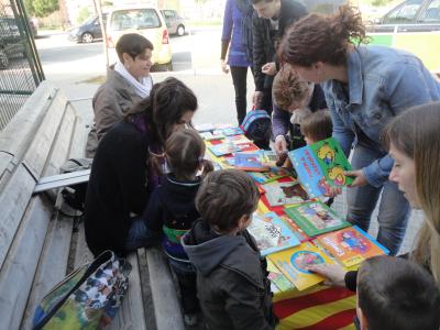 Les escoles bressol amb el Sant Jordi -Imatge 1-