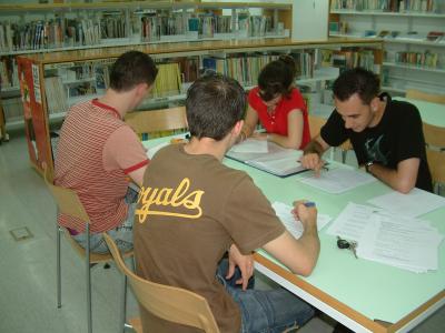 La Biblioteca torna a acollir la sala d'estudi nocturn -Imatge 1-