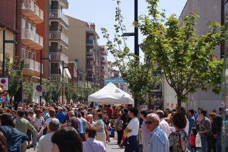 Nou èxit de convocatòria del Sant Jordi a la Rambla -Imatge 1-