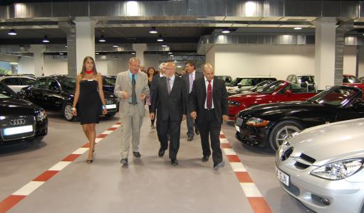 S'inaugura a Ripollet AutoExit, un centre comercial dedicat al món de l'autòmobil -Imatge 1-