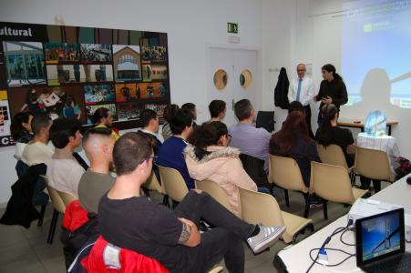 Prop d'una vintena de joves de Ripollet s'interessa per l'FP dual alemanya -Imatge 1-